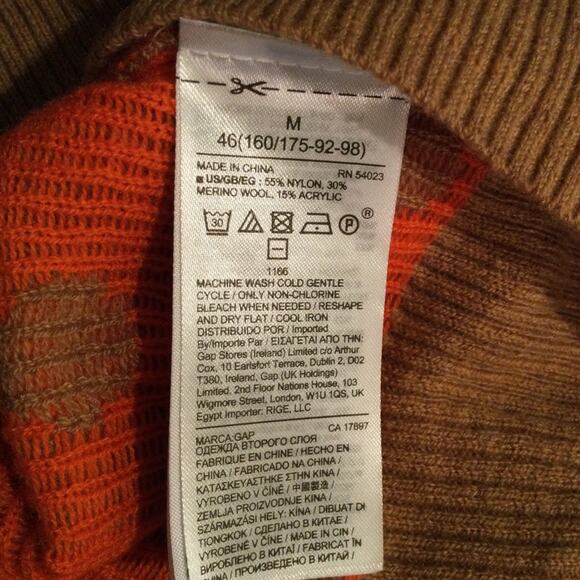 GAP Dotty Crazy Dot Boatneck Sweater Oatmeal Sz medium NWT - Picture 6 of 8